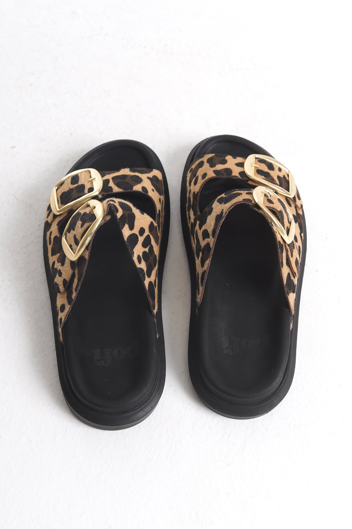 Leopar Toka Detaylı Günlük Terlik