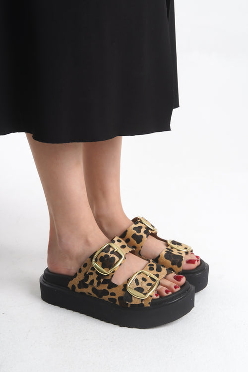 Leopar Toka Detaylı Günlük Terlik